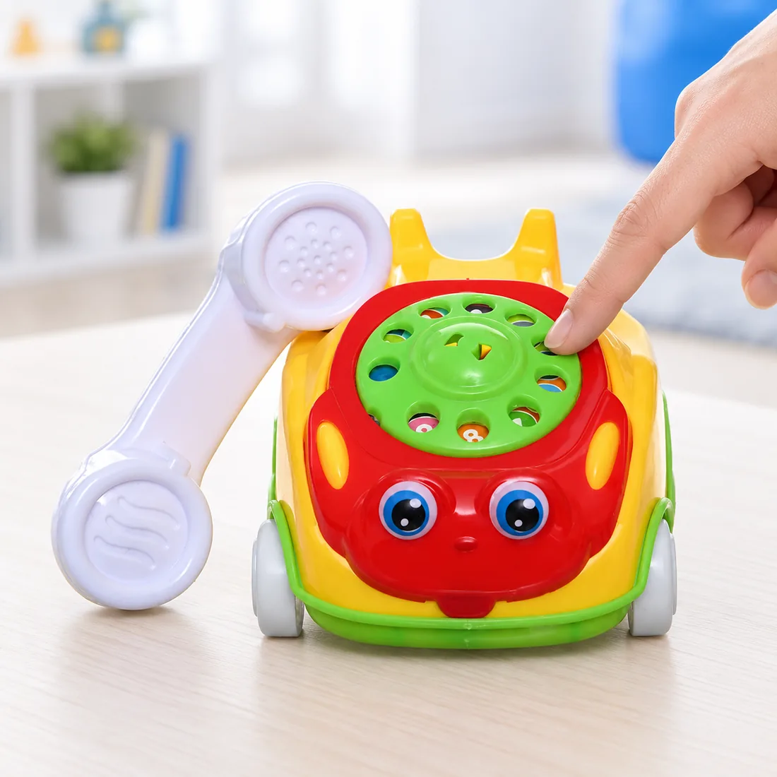 Brinquedo carro telefone 99 Toys TOYS24025 — uso