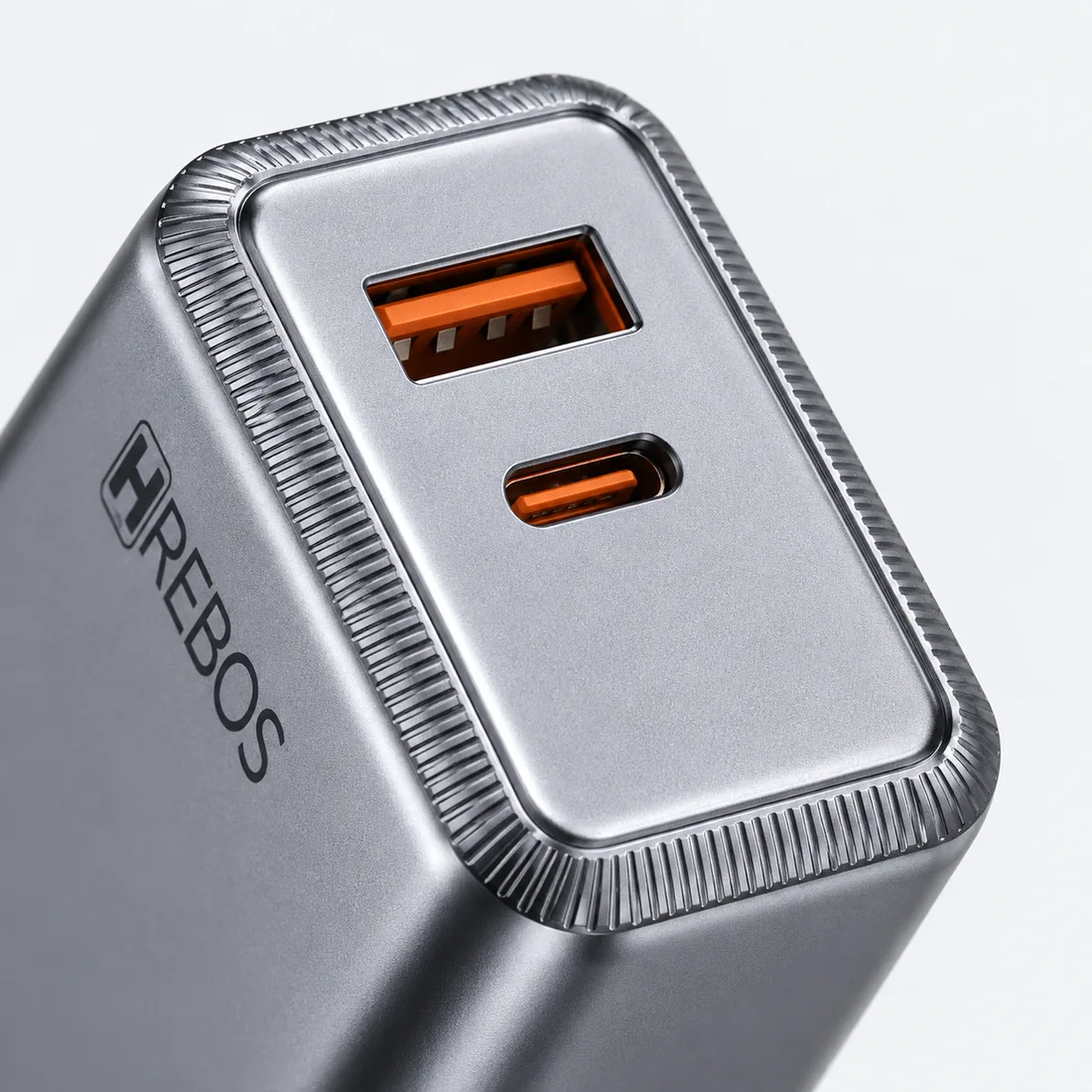 Carregador 20W duas entradas USB e Tipo-C com cabo Hrebos CRG-264CC