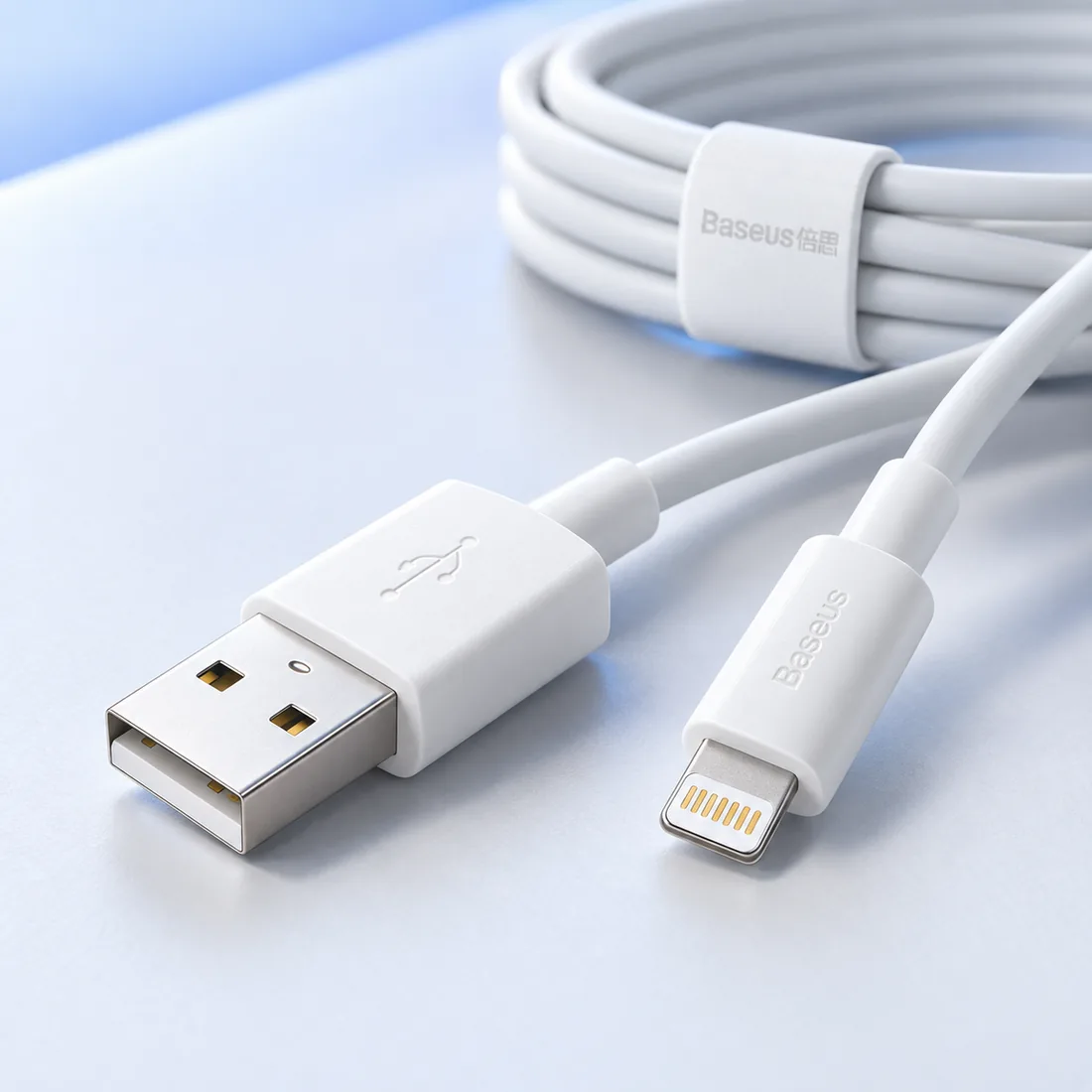 Kit com 2 cabos de dados 2.4A simple wisdom USB para Lightning Baseus — angulo detalhe
