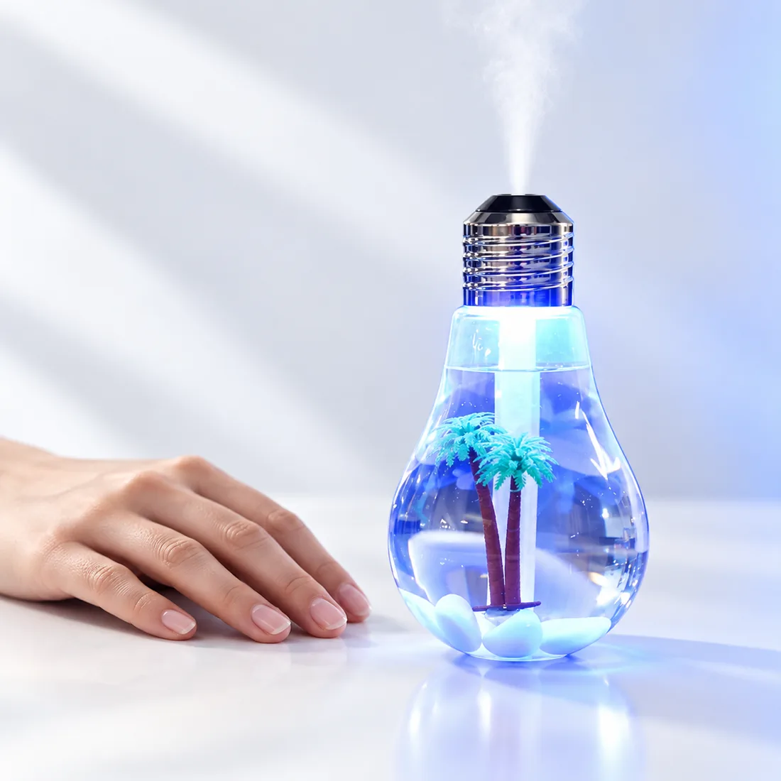 Umidificador e aromatizador de ar luminária em formato de lampada — escala