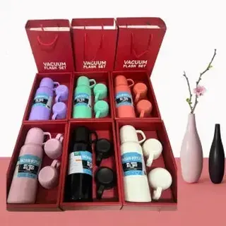 Kit garrafa térmica inox à vácuo 500ml + 3 canecas - GDR-1150 — foto do produto