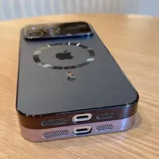 Capinha auto focus black MagSafe — foto do produto