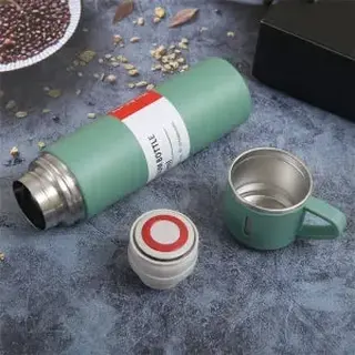 Kit garrafa térmica inox à vácuo 500ml + 3 canecas - JL-051 — foto do produto