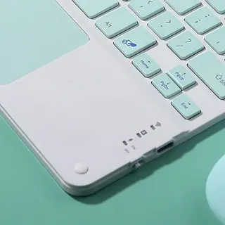 Teclado sem fio Bluetooth com touchpad — foto do produto