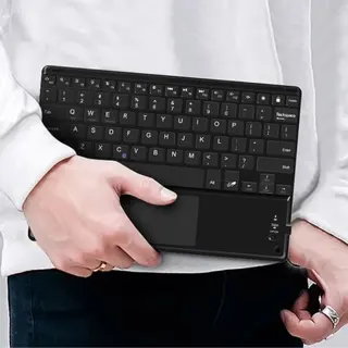 Teclado sem fio Bluetooth com touchpad — foto do produto