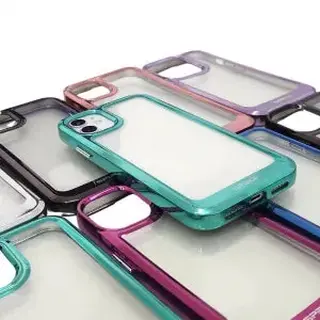 Capinha TPU space transparente borda metálica — foto do produto